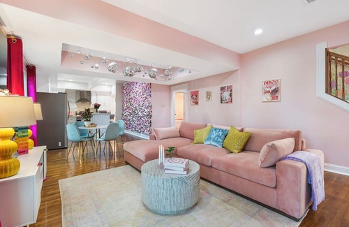 Midtown Haus | NEW The Wild Rose - Cozy and Bright IG Worthy