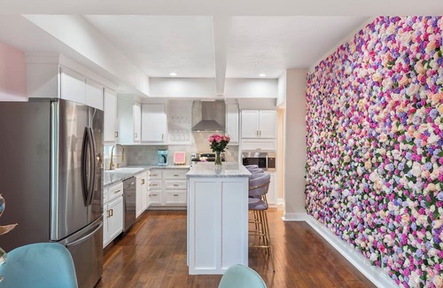 Midtown Haus | NEW The Wild Rose - Cozy and Bright IG Worthy