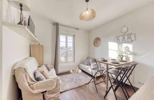 Ivry-port Wohnung | T2 little pink nest