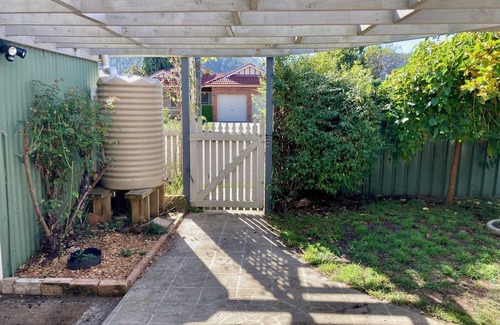 Lithgow Hütte | Private, self contained, guest quarters.