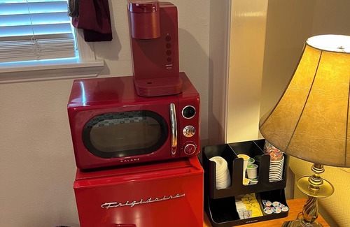 Chatsworth Haus | Private Studio with Front Door Parking in rustic neighborhood.