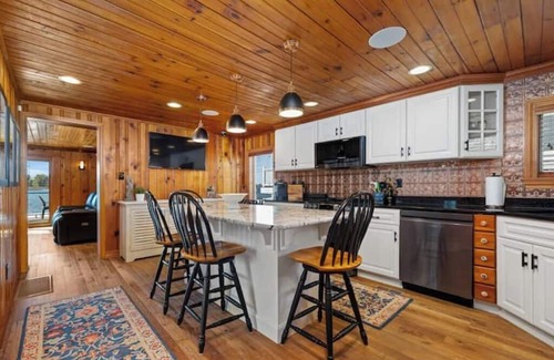 Lake James Hütte | Sunset Cottage on Jimmerson Lake