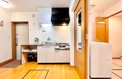 Hyakunincho Wohnung | Takadanobaba 101, centrally located in Shinjuku-ku.