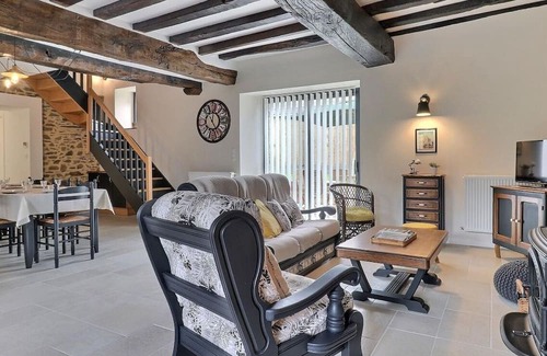 Poce-les-Bois Haus | Le Champ Rosé - POCE LES BOIS