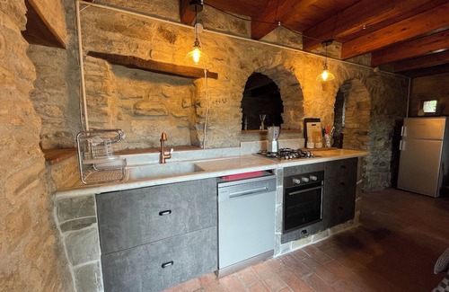 Pontremoli Sonstige | Charming 4-bedroom farmhouse in enchanting Tuscany close to mountains and sea.