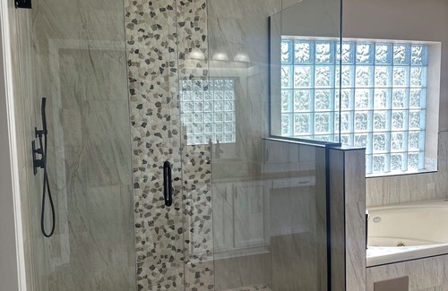 Deltona Haus | Spacious 5-bedroom house in DeBary right off i4 25 mins to Orlando and Daytona.