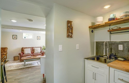 Franklin to the Fort Wohnung | Lovely New Studio WiFi, Fenced Yard, Washer Dryer, Private Parking in Missoula