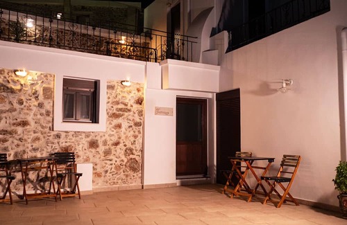 Kouroutai Wohnung | Papoura Pool Apartment