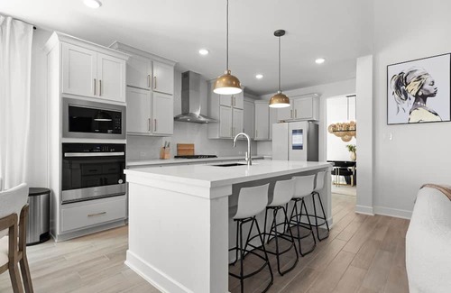 Katy Haus | Luxurious High Class 4Br Theatre Home
