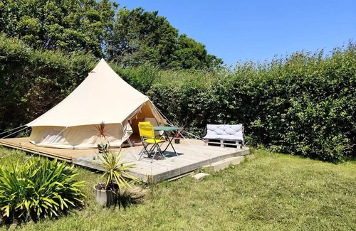 Ploeven Kabine | Tent Tipi Camaret 2 persons