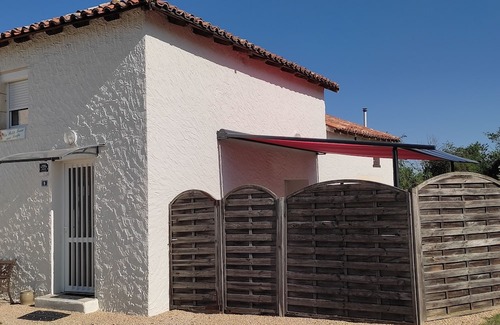 Salles-en-Toulon Haus | Quiet country cottage 35mn Futuroscope 10mn CHAUVIGNY
