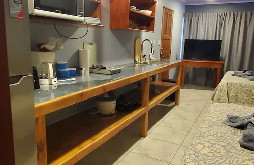 Drake Bay Kabine | Willy's Fish Camp. All rooms have an ocean view from lodgings nestled hillside!