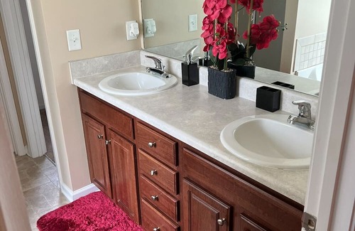 Hiram Haus | Charming 1-Master bedroom house in Hiram with AC, WiFi