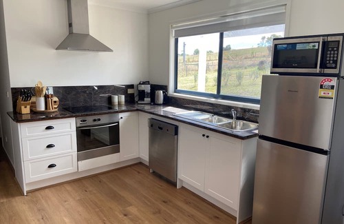 Korumburra Hütte | Stunning Country Views @ Oak Vue Cottage
