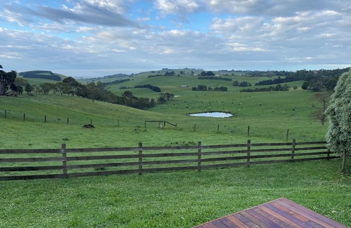 Korumburra Hütte | Stunning Country Views @ Oak Vue Cottage