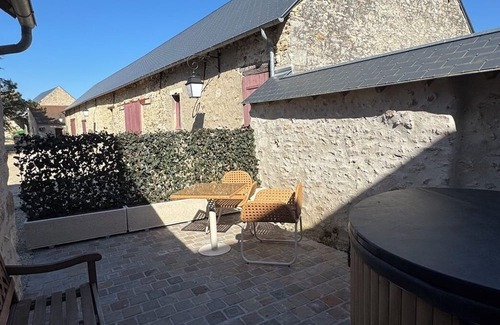 Allainville Hütte | Farmhouse cottage with private jacuzzi