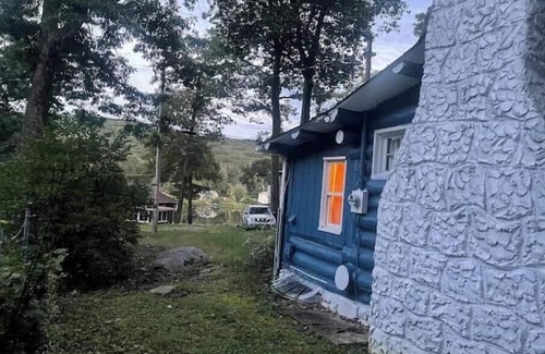 West Milford Kabine | Log Cabin with Great Lake Views