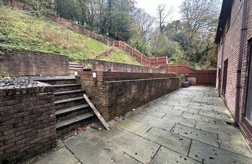 Newport Haus | Horizon House*Sleeps 11*Parking*Groups*Corporates