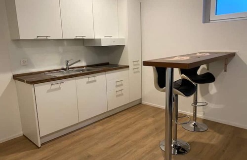 Gurmels Wohnung | Peaceful Swiss Getaway w/Pool, Views & Near Bern
