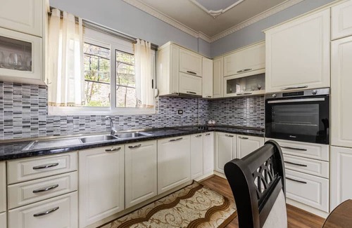 Shkoder Haus | Liburna | The Shiroka House