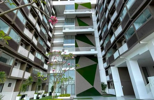 Jaro Wohnung | "Stylish Studio Retreat: Comfort, Relaxation, and More"