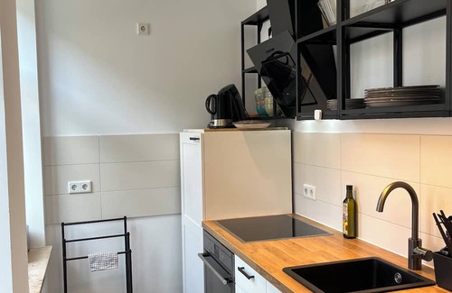 Reudnitz-Thonberg Wohnung | Modern and barrier-free apartment at Lene-Voigt-Park "Stuck and Style Reudnitz"
