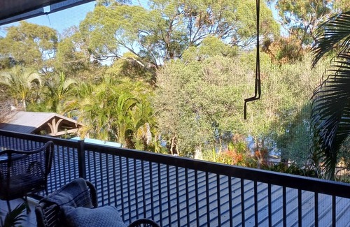 Tannum Sands Wohnung | Beautifully appointed Riverside Apartment with views near to river and beach.