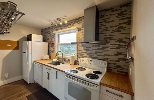 Magog Wohnung | Condo Azürea - A 5-minute walk from Plage des Cantons/Lac Memphrémagog