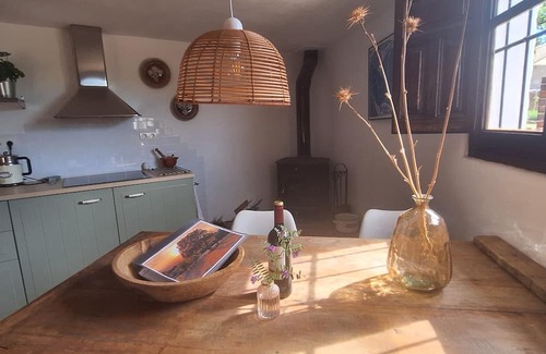 Montefrio Haus | Comfortable guest house in the interior of Andalusia with private pool.