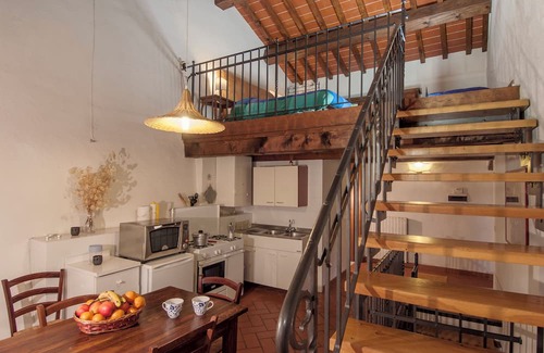 Pratovecchio Stia Sonstige | Is a "terrace on Casentino" placed at an ideal altitude, seven hundred meters.