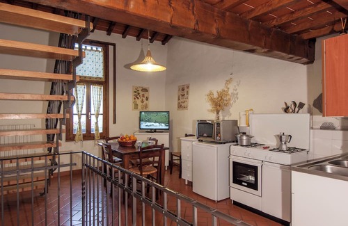 Pratovecchio Stia Sonstige | Is a "terrace on Casentino" placed at an ideal altitude, seven hundred meters.