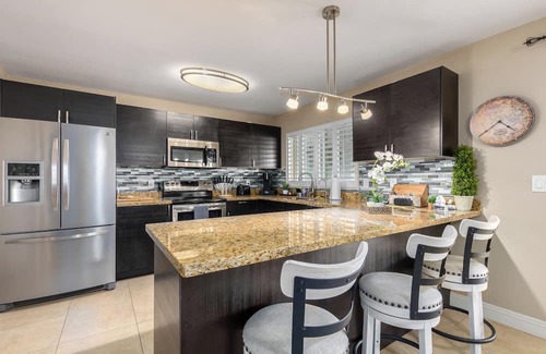 Glendale Haus | Private Oasis in Glendale