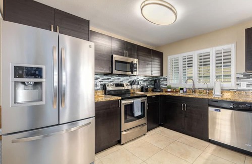 Glendale Haus | Private Oasis in Glendale