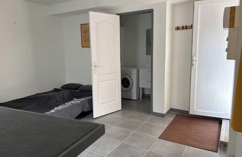 Tarbes Wohnung | Near Jardin Massey and Mairie studio apartment for rent close to all amenities