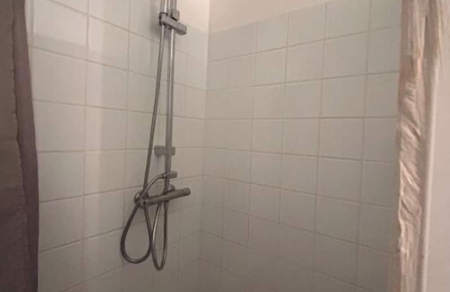 Tarbes Wohnung | Near Jardin Massey and Mairie studio apartment for rent close to all amenities