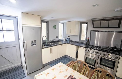 Invermoriston Haus | Loch Ness Granary by Interhome