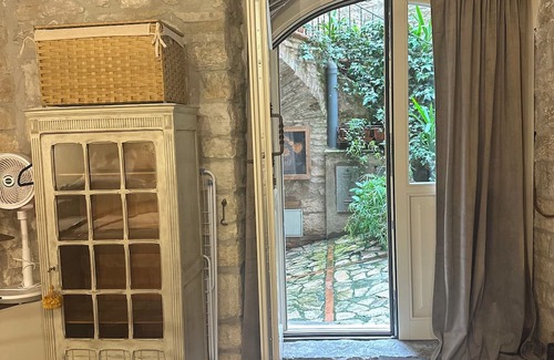 Todi Wohnung | LITTLE OWL APARTMENT- CHARMING STUDIO IN TODI'S HISTORIC CENTER