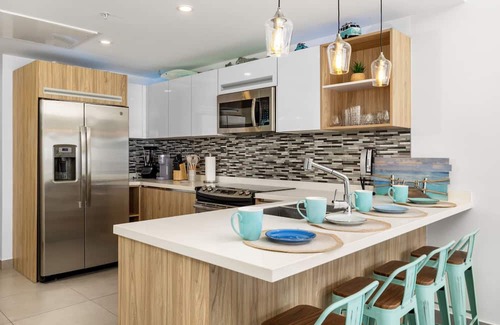 Oranjestad Eigentumswohnung | Beach Vibes Oceanfront Condo