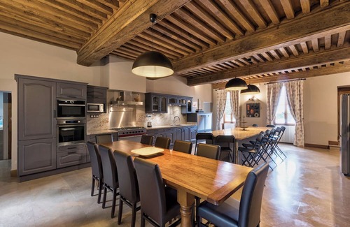Cuisery Haus | Chateau rental in Burgundy with 10 bedrooms in France