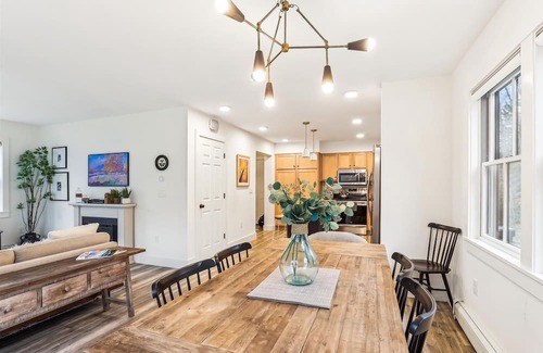 Stowe Hollow Haus | Streamside Hollow: 3 br w/fireplace, firepit, & garage!