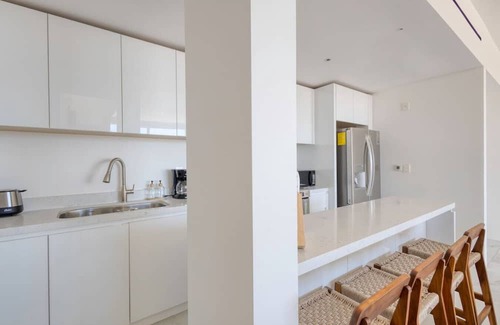 El Medano Ejidal Eigentumswohnung | 3 BD Penthouse: Jacuzzi & BBQ Near Medano Beach