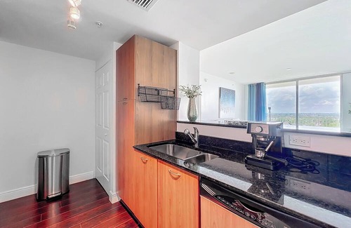 Ocean Ridge Wohnung | Spacious 3-bedroom apartment in nice Boynton Beach: fitness room, Pool + more