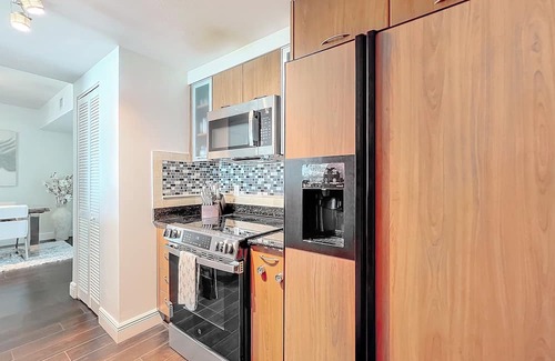 Ocean Ridge Wohnung | Spacious 3-bedroom apartment in nice Boynton Beach: fitness room, Pool + more