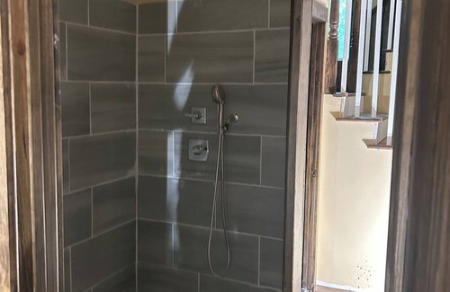 Ellijay Skihütte | Charming 3-bedroom Mountian Bike Trail chalet with AC and WiFi in serene Ellijay