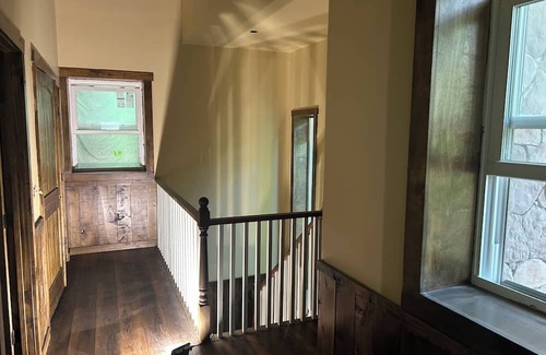 Ellijay Skihütte | Charming 3-bedroom Mountian Bike Trail chalet with AC and WiFi in serene Ellijay