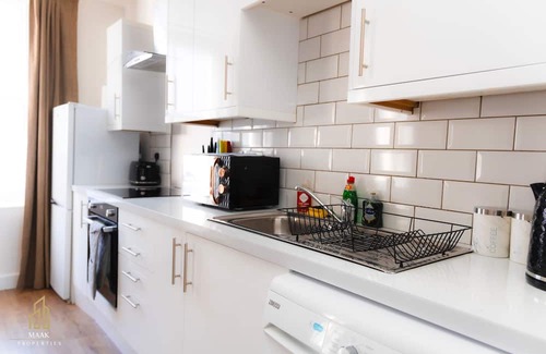 Minehead Wohnung | Minehead Suites | 2 Bed Apartment | Sleeps 5