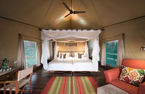 Okaukuejo Kabine | Ongava Tented Camp