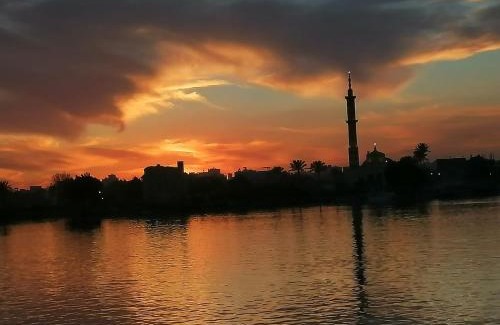 Cairo Bootsverleih | نايل كروز نايل سمارت MS River
