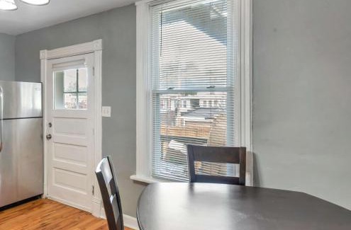 Southwest Garden Haus | Historic First Floor Tower Grove Unit with 4 queen beds STL 1W