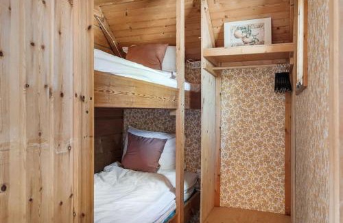 Djurhamn Wohnung | Cosy Cottages Close To Water